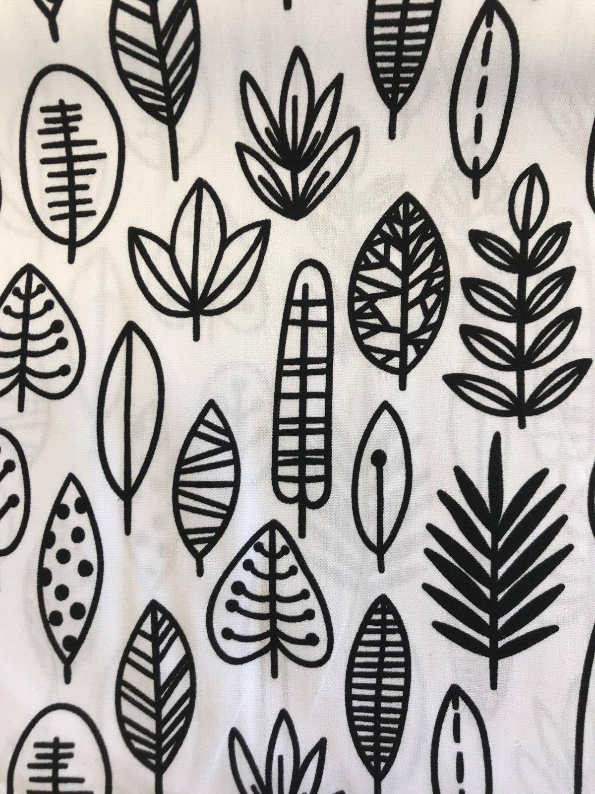 Fast 100 % bomuld, Sort-hvid 69 kr pr m - 100 % tætvævet fast bomuld ...