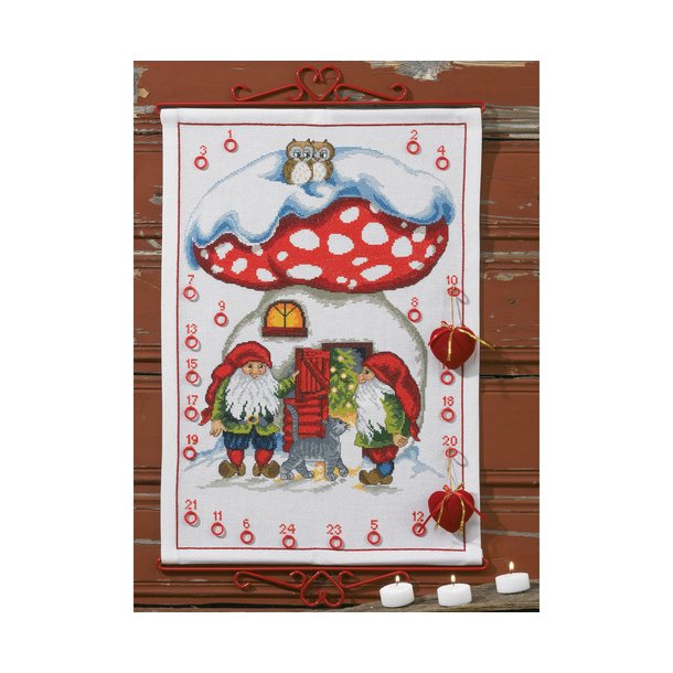 2 Nisser med kat under den store svamp kalender 53 x 38 cm
