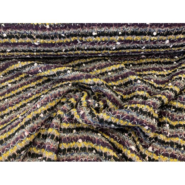 Boucle strik i lilla, karry toner, (jakker cardigan puder mm)