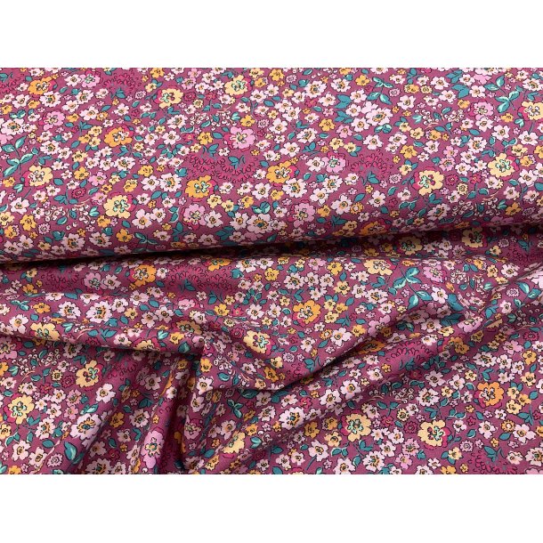 Fast bomuldpink med masser af sm blomster KUN 79 kr pr m
