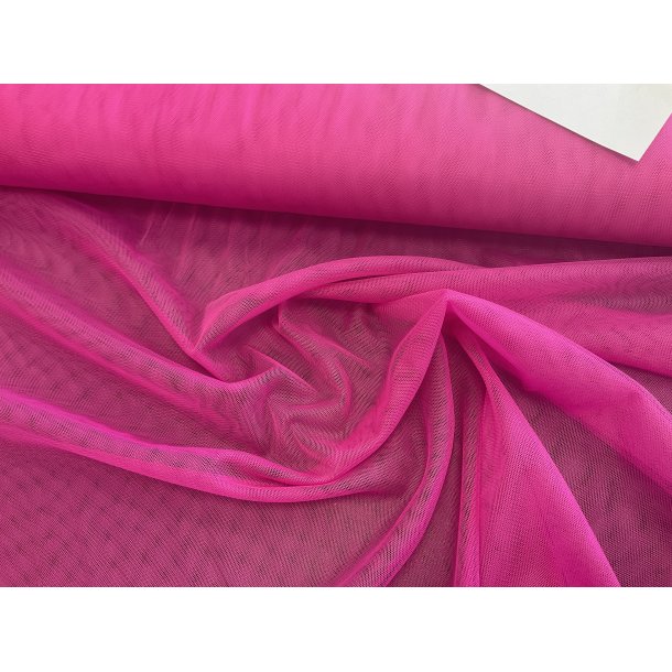 Tyl fin masket bld. Farve pink. 29 kr pr m
