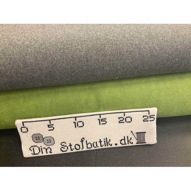 Stofpakke-Vinterhat / kasket ALT du skal bruge til 1 stk. Uld filt koksgr med grn fleece